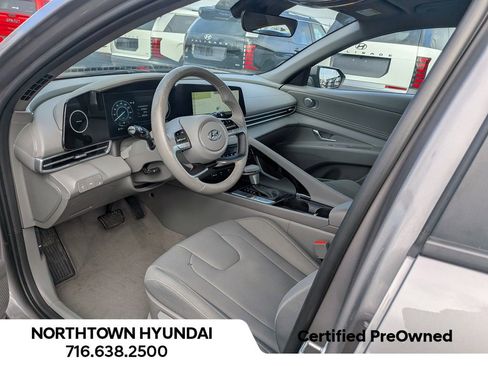 Certified 2023 Hyundai Elantra SEL w/ Convenience Package image 13