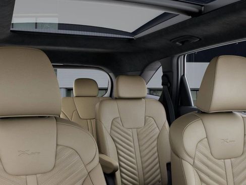 New 2025 Kia Sorento SX Prestige w/ Olive Brown Leather Package image 33