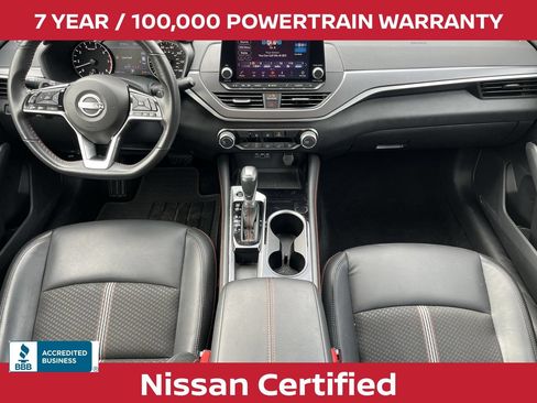 Used 2025 Nissan Altima 2.5 SR FWD image 2