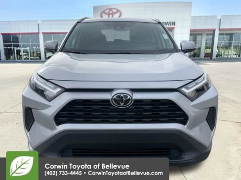 Used 2025 Toyota RAV4 XLE image 8