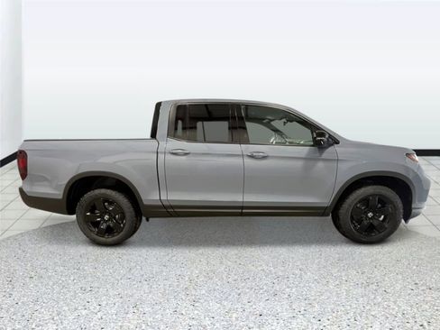 New 2026 Honda Ridgeline Black Edition image 2
