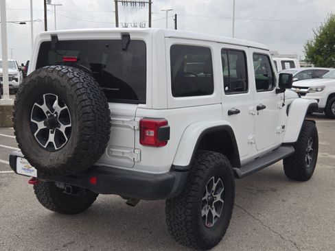Used 2019 Jeep Wrangler Unlimited Rubicon AWD/4WD image 3