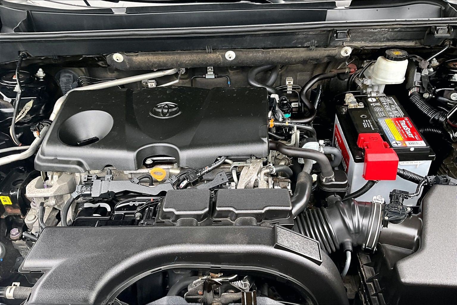 Used 2020 Toyota RAV4 LE w/ Carpet Mat Package FWD image 10