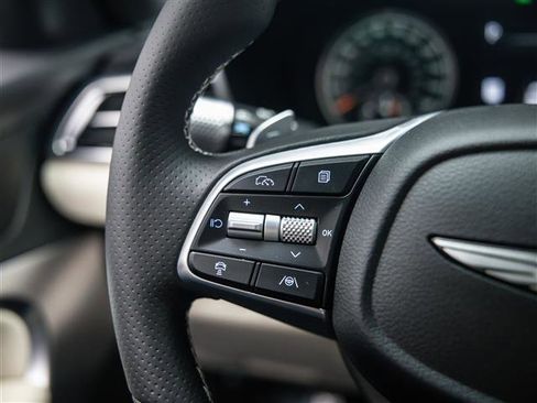 New 2026 Genesis G70 2.5T image 23
