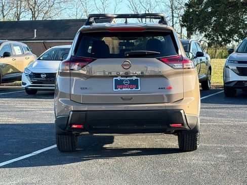 New 2026 Nissan Rogue Rock Creek image 5