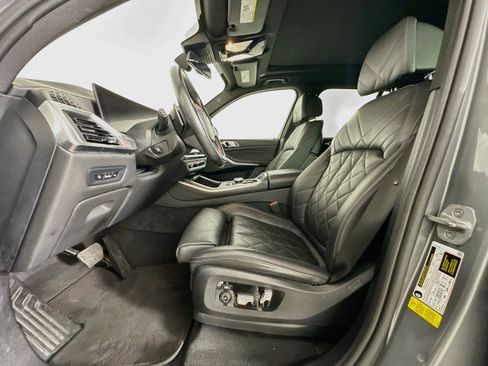 Used 2024 BMW X5 sDrive40i w/ Premium Package RWD image 13