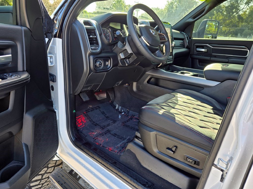 Used 2025 RAM 2500 Big Horn AWD/4WD image 20