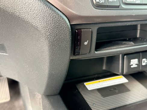 Used 2023 Honda Passport EX-L image 8