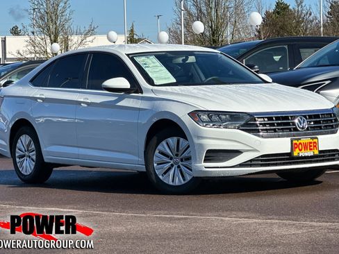 Used 2019 Volkswagen Jetta S image 1