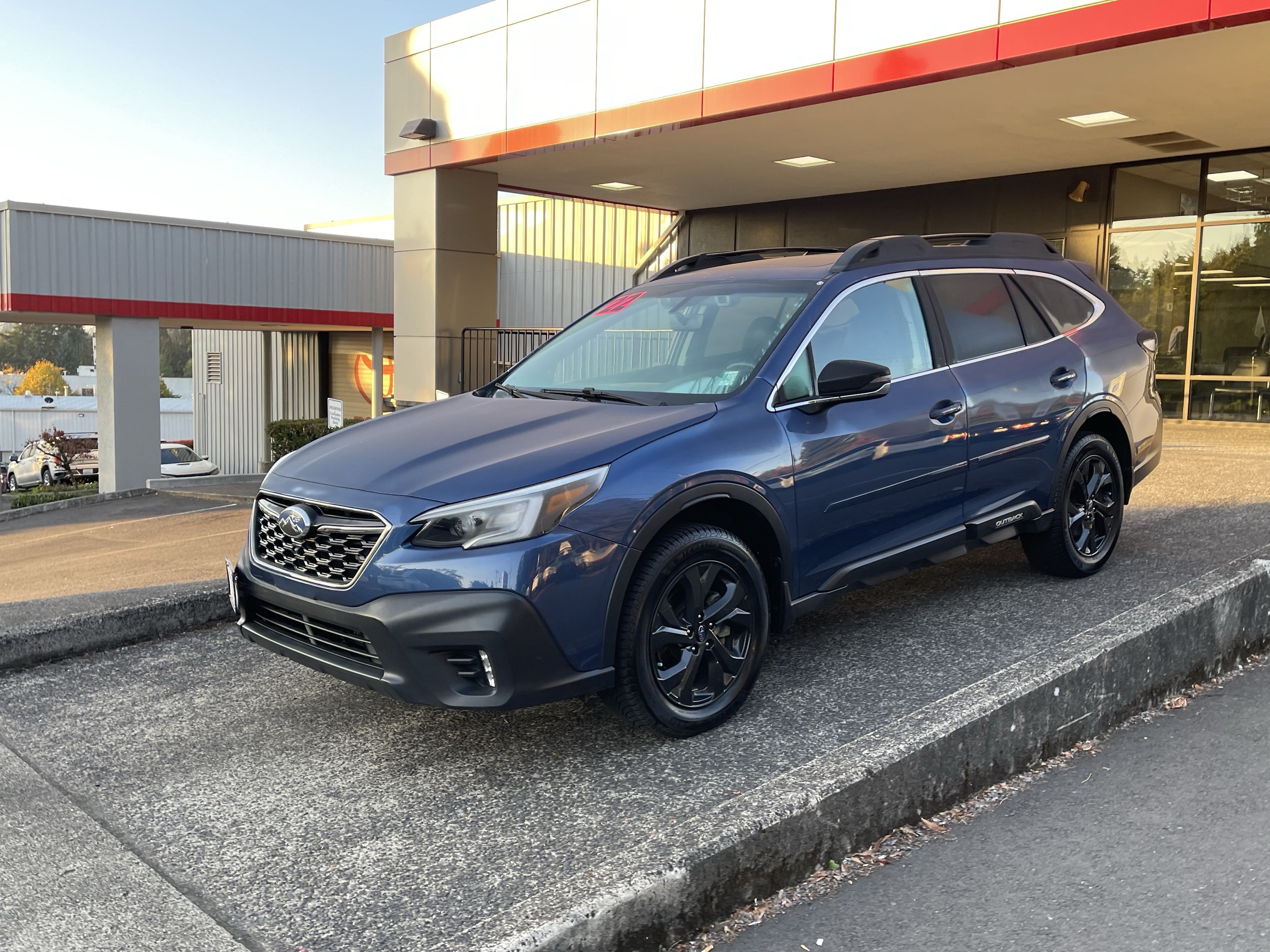 Used 2022 Subaru Outback Onyx Edition XT w/ Popular Package #2 AWD/4WD image 4