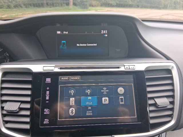 Used 2017 Honda Accord EX image 19