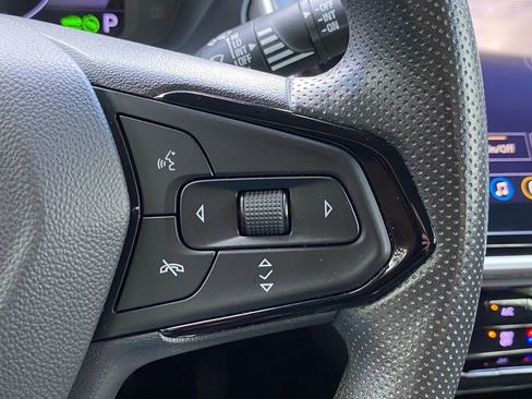 Used 2022 Chevrolet Bolt EUV LT image 35