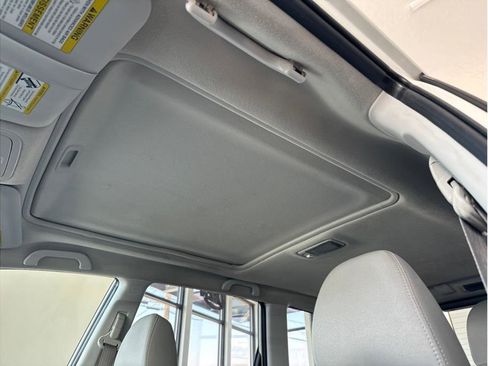 Used 2011 Subaru Forester 2.5X Premium image 21