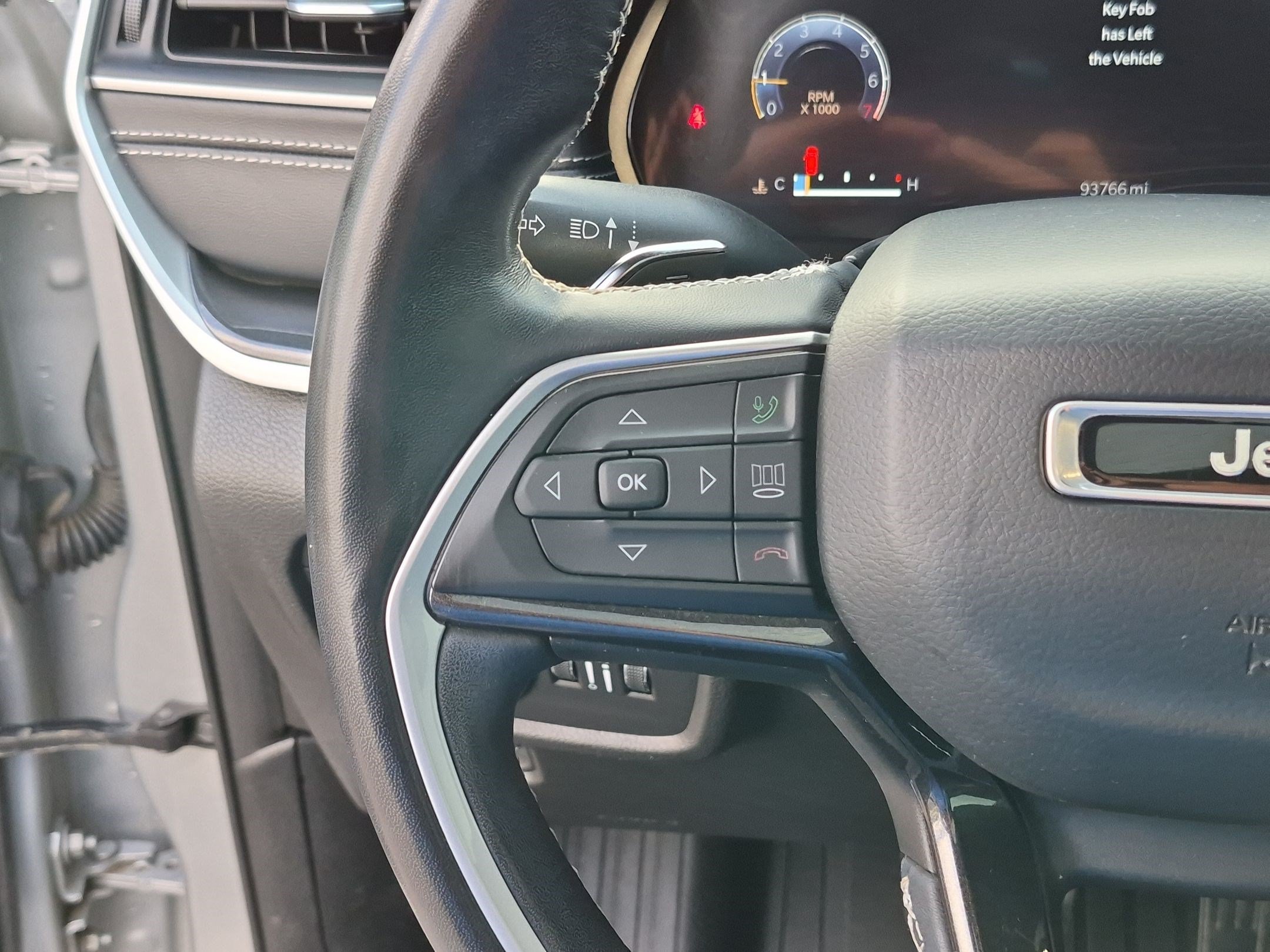 Used 2021 Jeep Grand Cherokee L Laredo AWD/4WD image 18