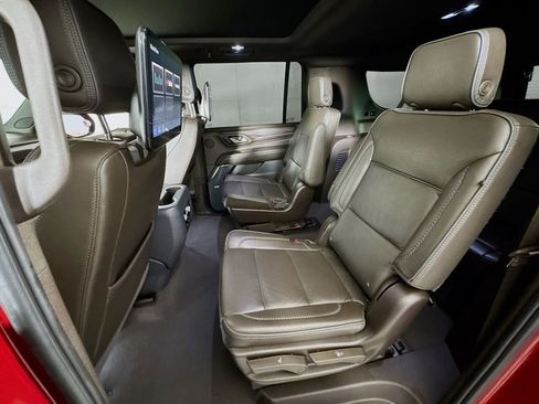Used 2023 GMC Yukon XL Denali w/ Denali Reserve Package AWD/4WD image 26