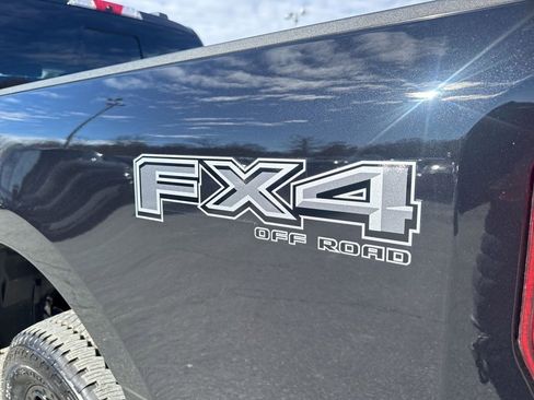 Used 2025 Ford F350 Lariat w/ Lariat Ultimate Package image 34