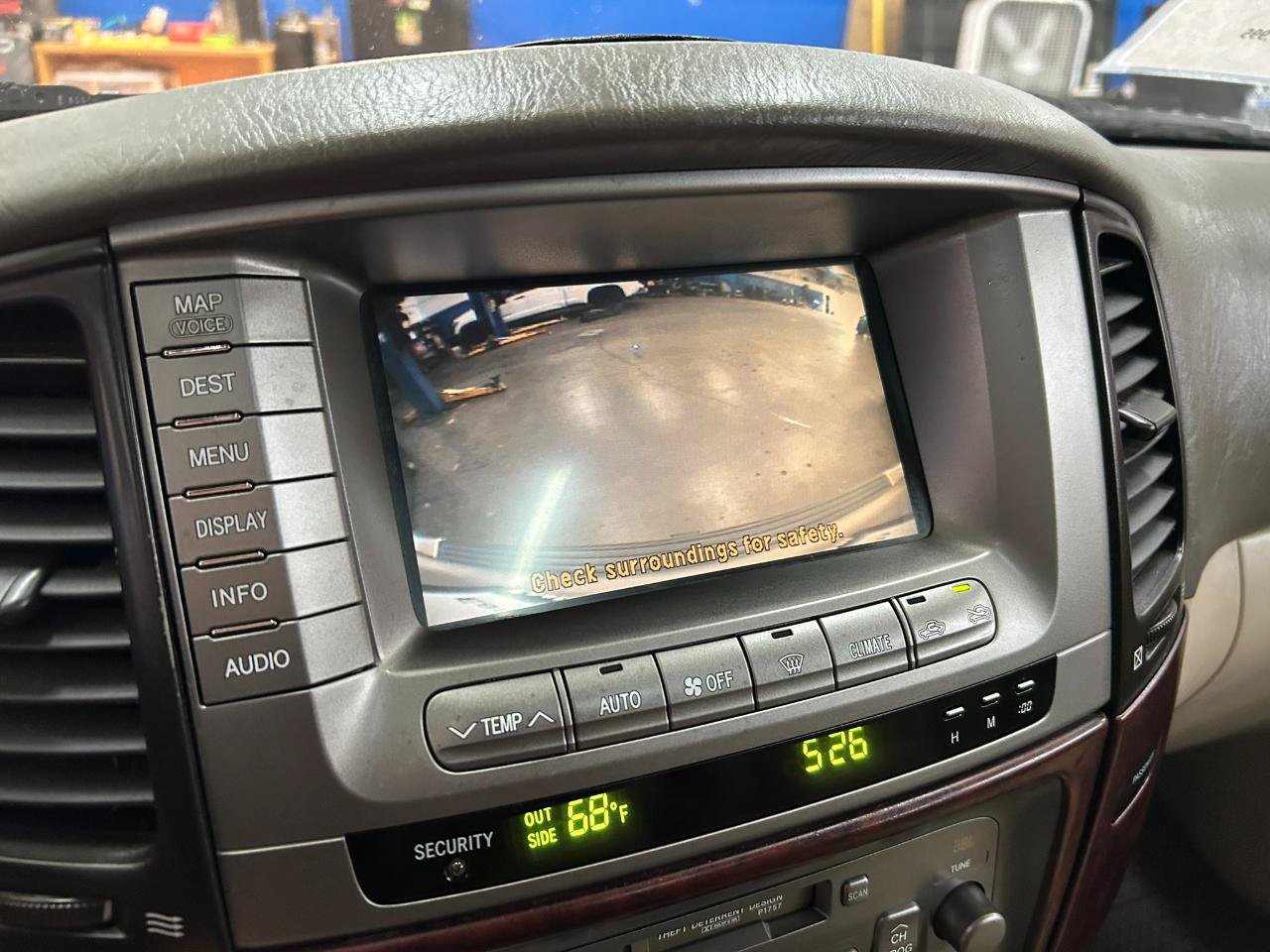 Used 2006 Toyota Land Cruiser AWD/4WD image 26