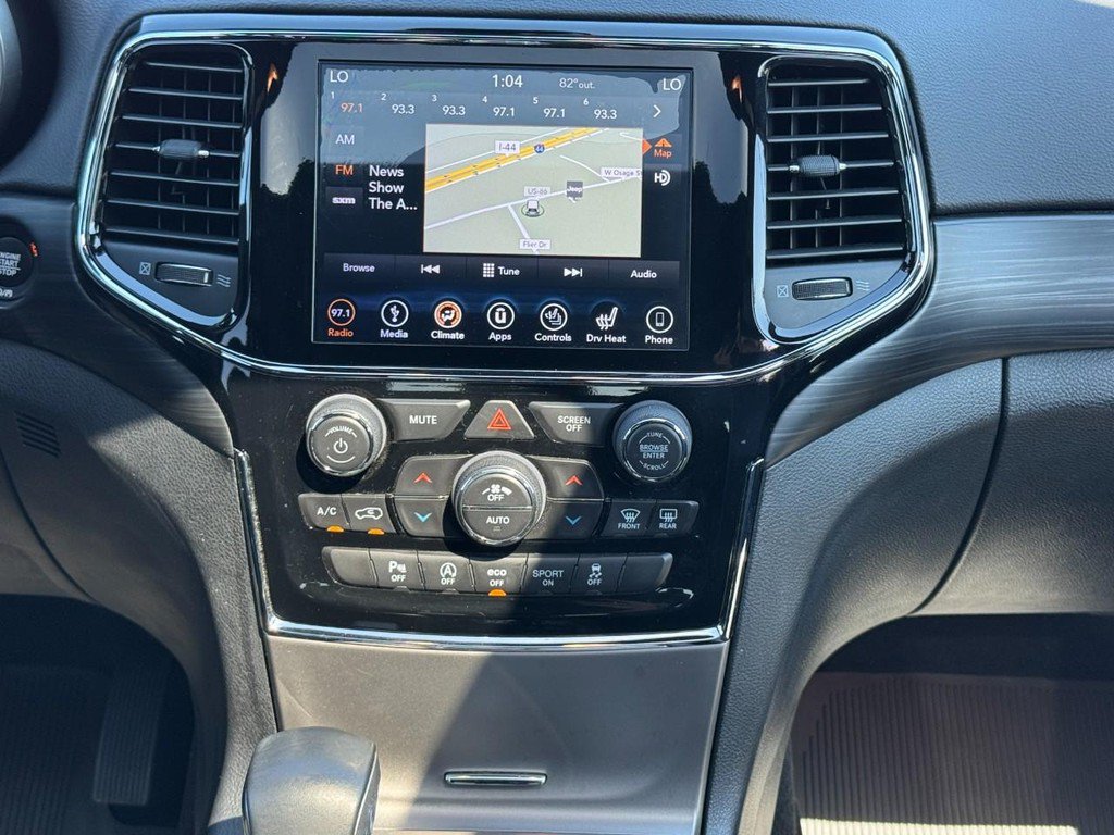 Used 2019 Jeep Grand Cherokee Altitude AWD/4WD image 13