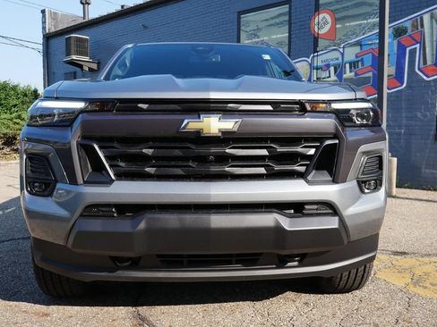New 2026 Chevrolet Colorado LT w/ LT Convenience Package AWD/4WD image 2