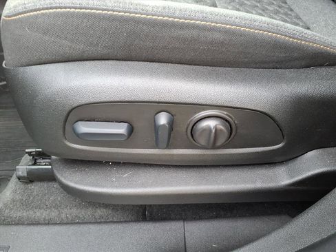 Certified 2024 Chevrolet Equinox LT w/ LPO, Floor Liner Package image 20