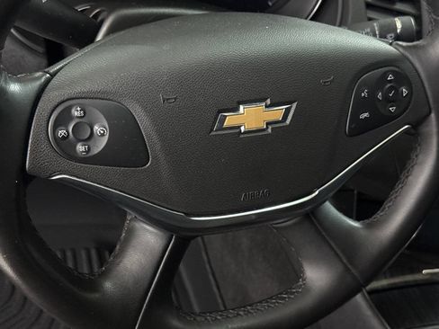 Used 2019 Chevrolet Impala Premier FWD image 42
