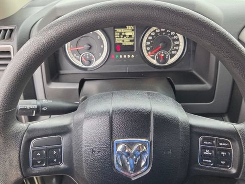Used 2019 RAM 1500 Express RWD image 27