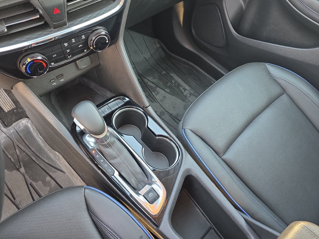 Used 2025 Buick Encore GX Sport Touring w/ Comfort Package FWD image 26