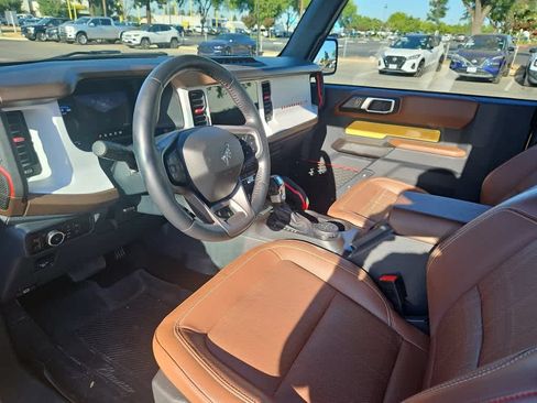 Used 2024 Ford Bronco Heritage Edition AWD/4WD image 14