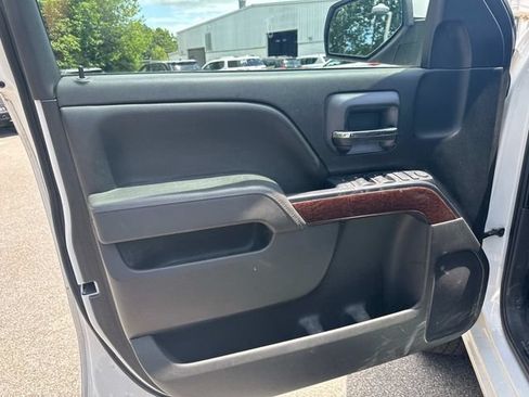Used 2017 GMC Sierra 1500 SLE w/ SLE Value Package AWD/4WD image 23