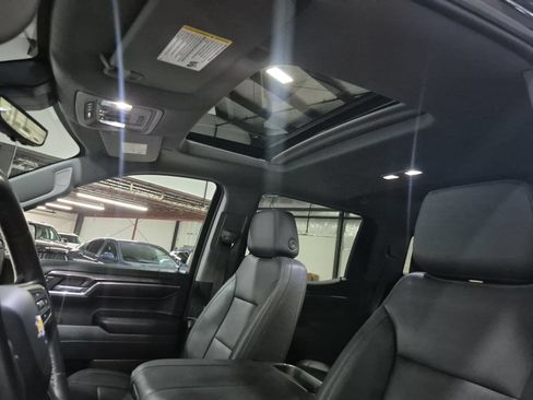 Certified 2024 Chevrolet Silverado 1500 LTZ w/ LTZ Premium Package AWD/4WD image 20