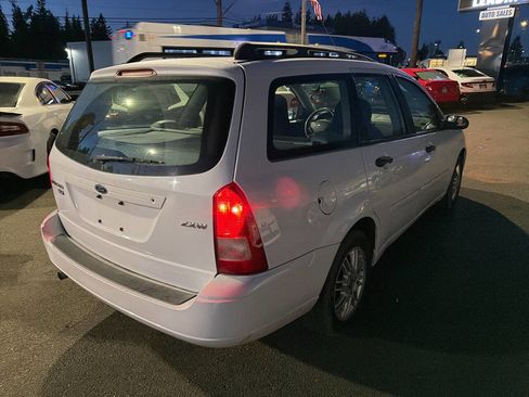 Used 2006 Ford Focus SE image 3