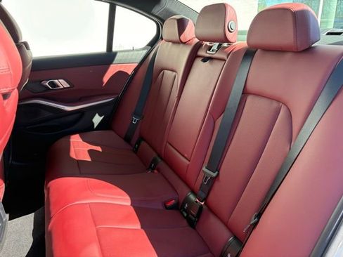 Used 2023 BMW 330i xDrive Sedan w/ Premium Package image 11