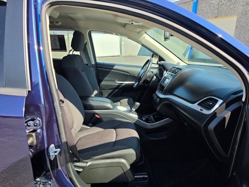 Used 2018 Dodge Journey SXT w/ Connectivity Group AWD/4WD image 11