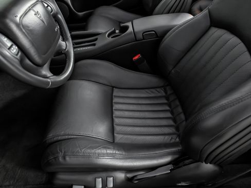 Used 2002 Pontiac Firebird Trans Am RWD image 16