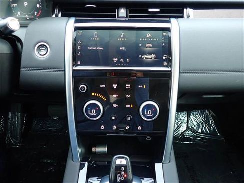 Used 2022 Land Rover Discovery Sport SE AWD/4WD image 18
