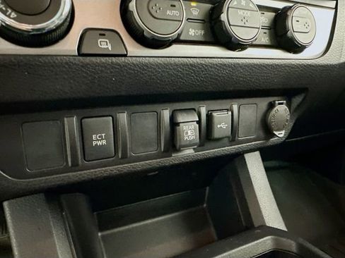 Used 2023 Toyota Tacoma SR5 image 15
