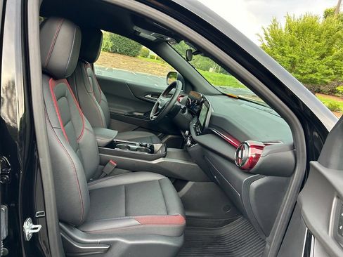 Used 2026 Chevrolet Equinox RS w/ LPO, Floor Liner Package FWD image 49