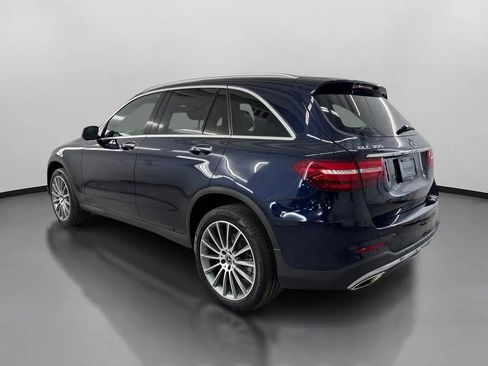 Used 2018 Mercedes-Benz GLC 300 4MATIC image 7