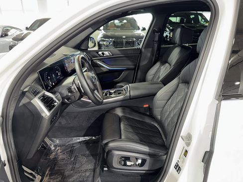 Certified 2026 BMW X5 M60i image 19