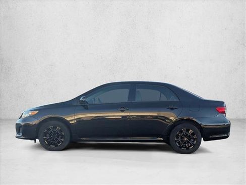 Used 2013 Toyota Corolla L image 9