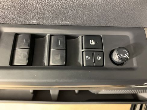 Used 2022 Toyota Tundra SR5 image 17