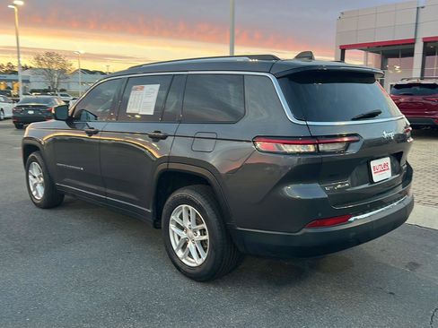 Used 2021 Jeep Grand Cherokee L Laredo w/ Luxury Tech Group I image 4