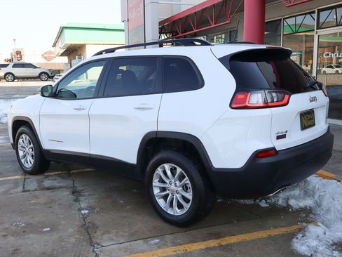 Used 2022 Jeep Cherokee Latitude Lux image 6