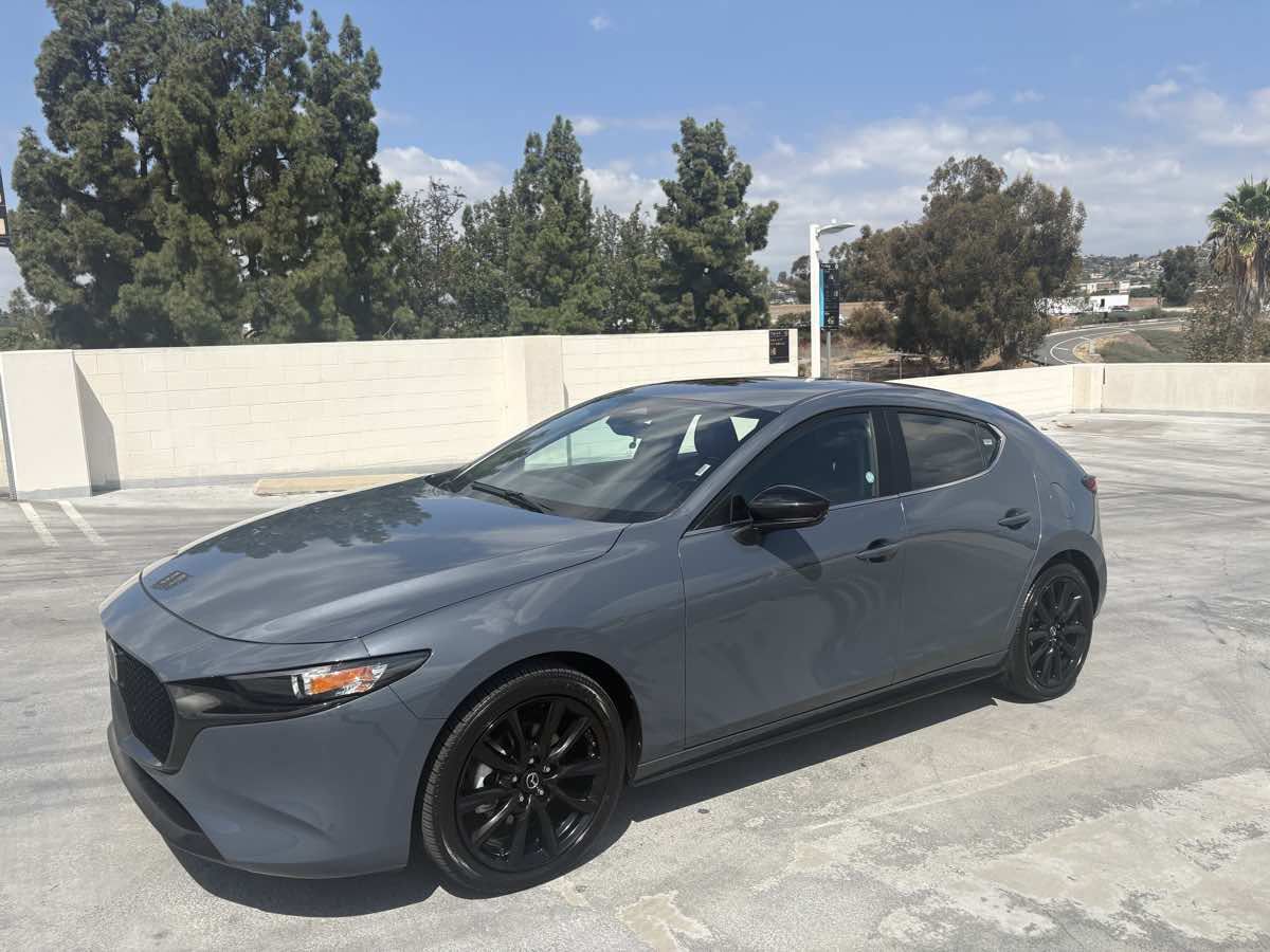 Used 2025 MAZDA MAZDA3 Carbon AWD/4WD image 3