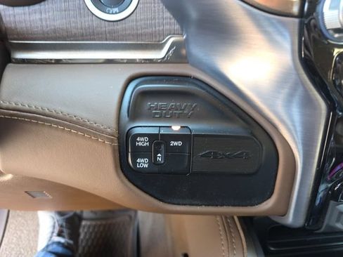 Used 2022 RAM 2500 Limited AWD/4WD image 29