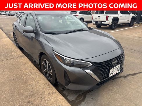 Used 2024 Nissan Sentra SV image 1