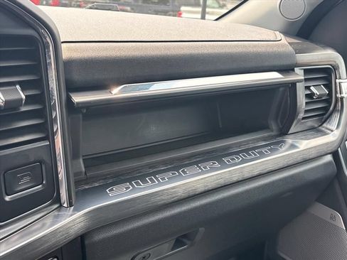 Used 2025 Ford F350 Lariat AWD/4WD image 38