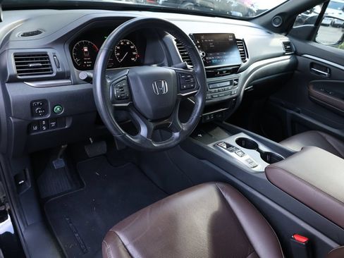 Used 2025 Honda Ridgeline RTL image 15