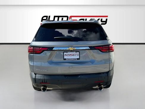 Used 2023 Chevrolet Traverse LT FWD image 6