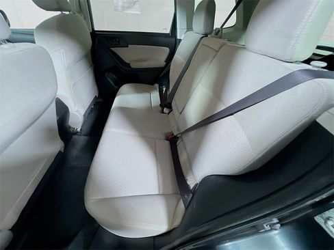 Used 2015 Subaru Forester 2.5i Premium w/ All-Weather Package image 23